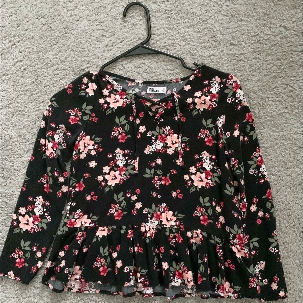 Epic Threads Floral Black Blouse